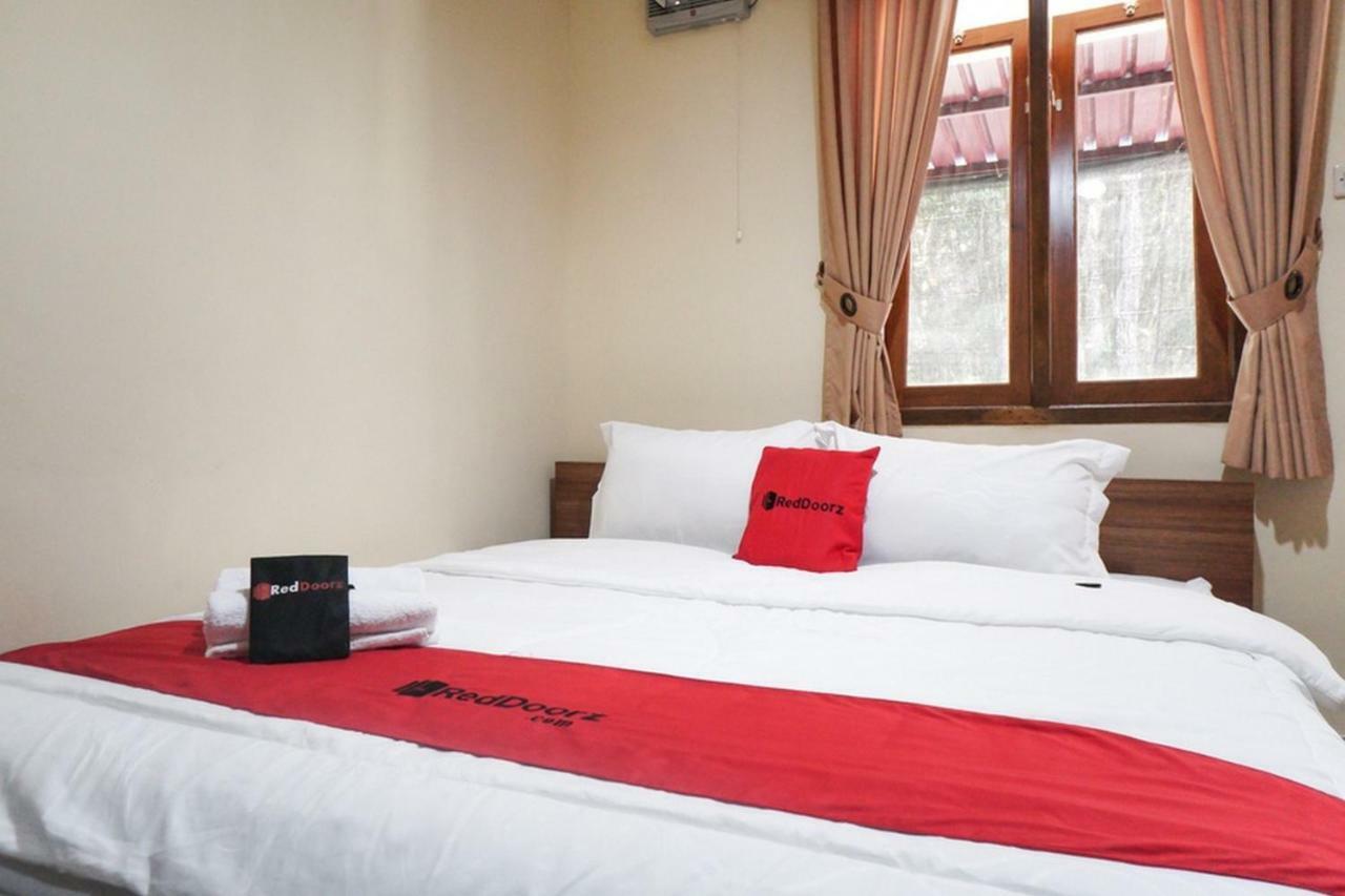 Reddoorz Syariah Near Exit Tol Malang Hotell Eksteriør bilde